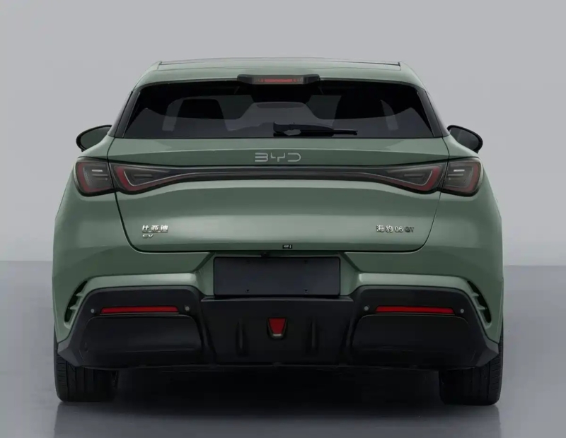 У автомобиля теперь есть двигатель мощностью 200 кВт и 240 кВт (что на 75 кВт больше по сравнению с нынешним топовым двигателем), а также дополнительный лидарный блок, который устанавливается на крыше