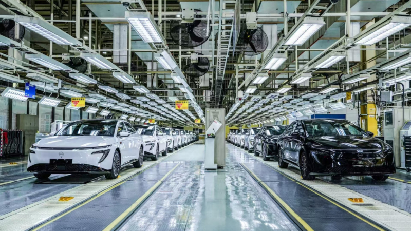 За семь месяцев Nissan произвел в Китае 50 000 единиц седана N7 EV