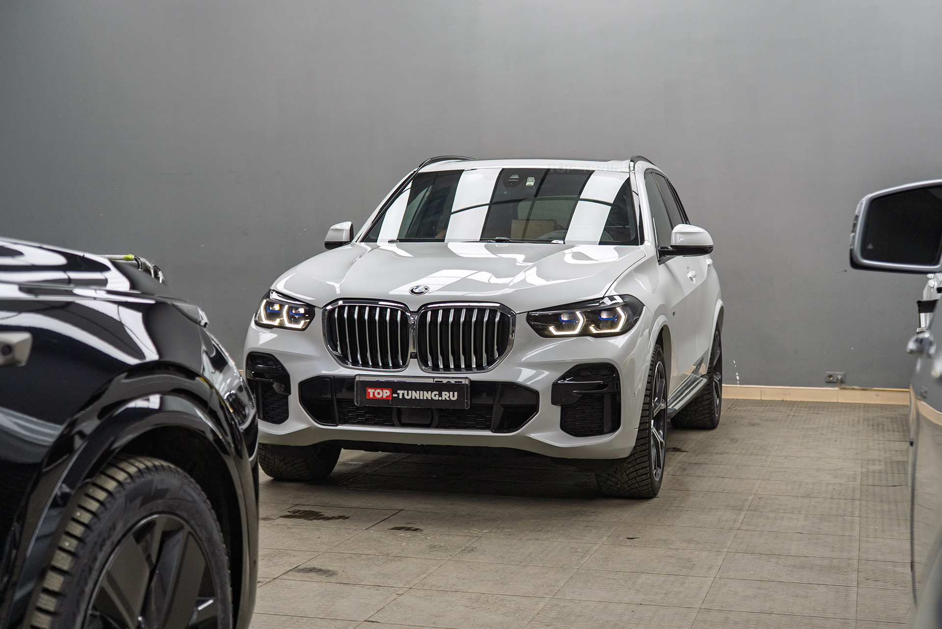 Монтаж силовых порогов-ступеней для BMW X5 G05