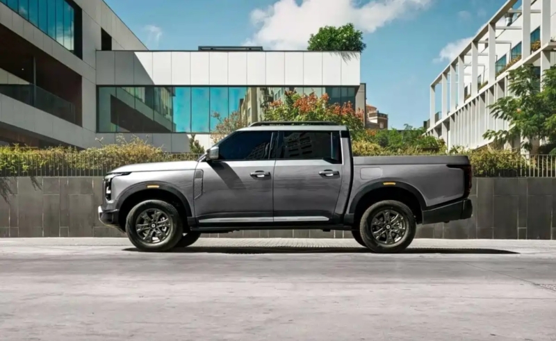 Сейчас компания продвигает свои первые пикапы в рамках китайско-японского совместного предприятия. Об этом сообщает Auto-home.