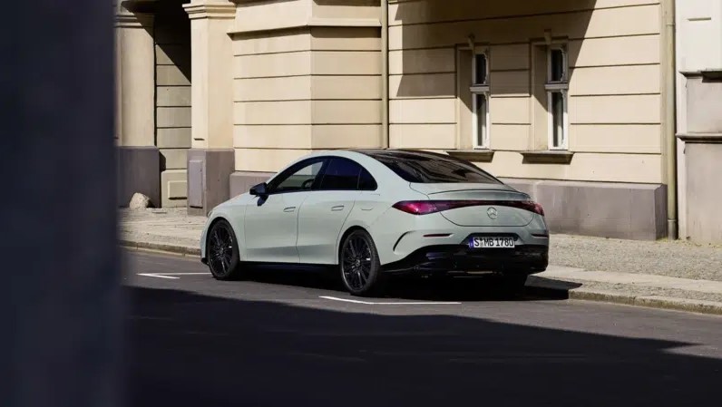 Mercedes-Benz представил технические подробности о гибридном седане CLA 220 2026 года выпуска