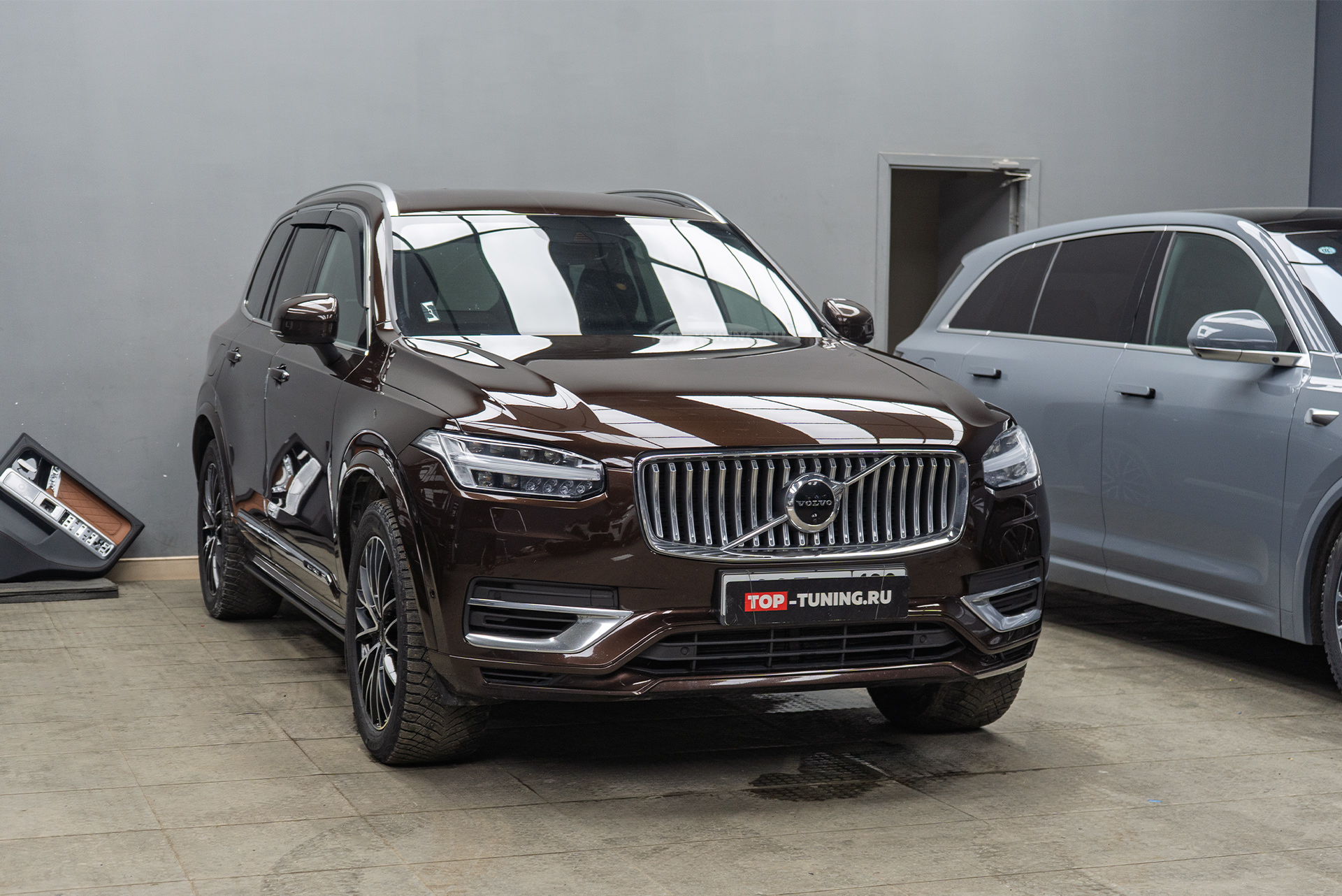 Новые доводчики дверей Smart Lock взамен пластинчатых для Volvo XC90 2019-2024