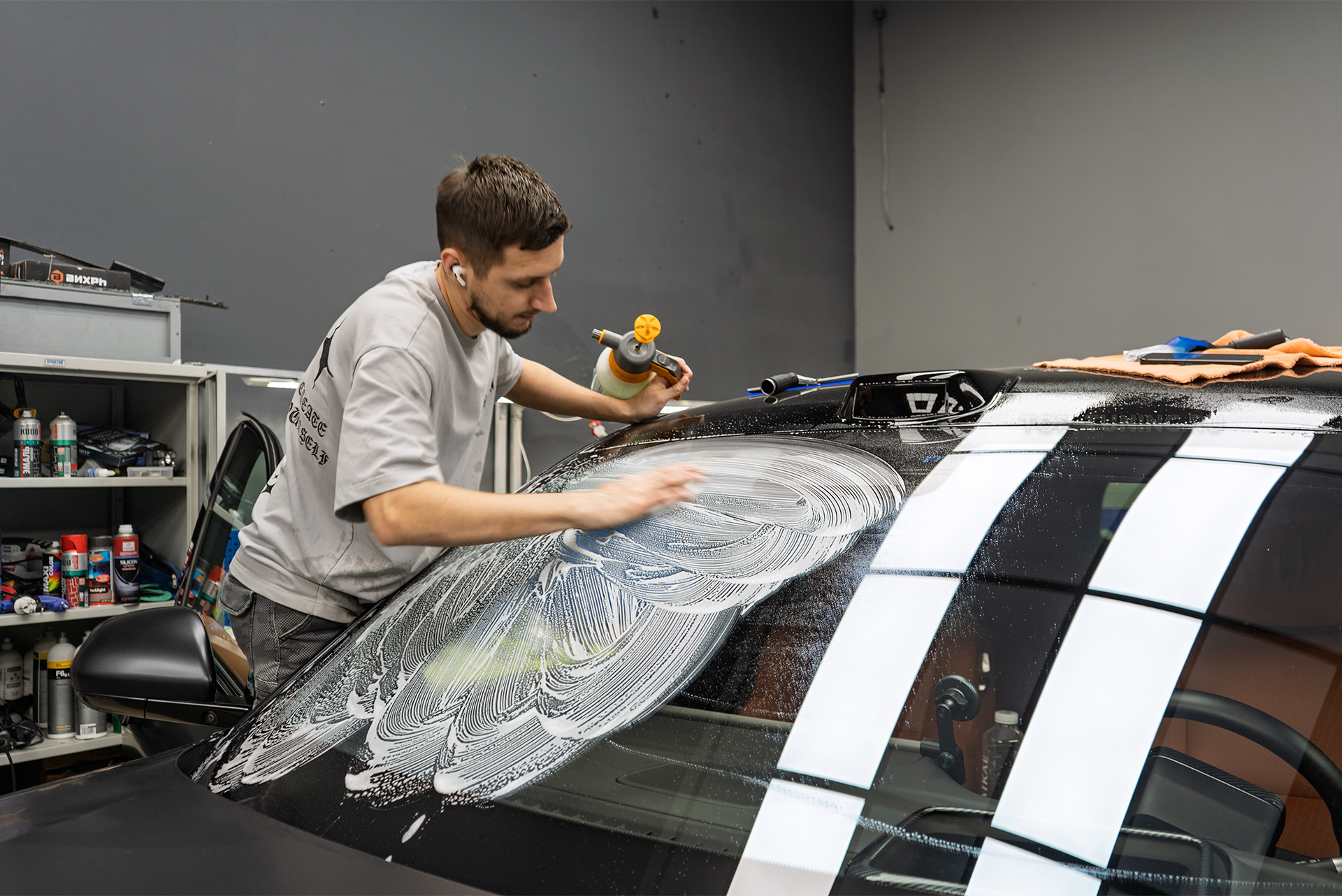 Защита лобового стекла Lixiang L9 пленкой RAYNO 110834 Защита лобового стекла Lixiang L9 пленкой RAYNO