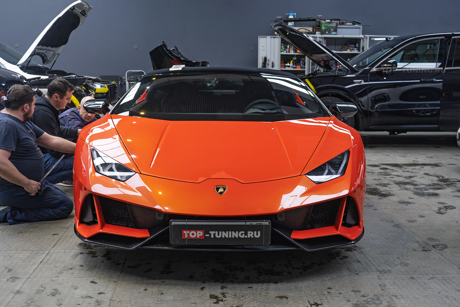 110842 Оклейка Lamborghini Huracan 2024 ливреей – реклама на авто Оклейка Lamborghini Huracan 2024 ливреей – реклама на авто в Топ Тюнинг Москва