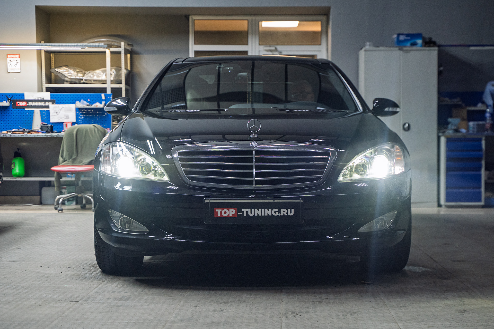 110860 Замена линз в оптике Mercedes-Benz S-class w221 &ndash; модули MaxBeam 2.0