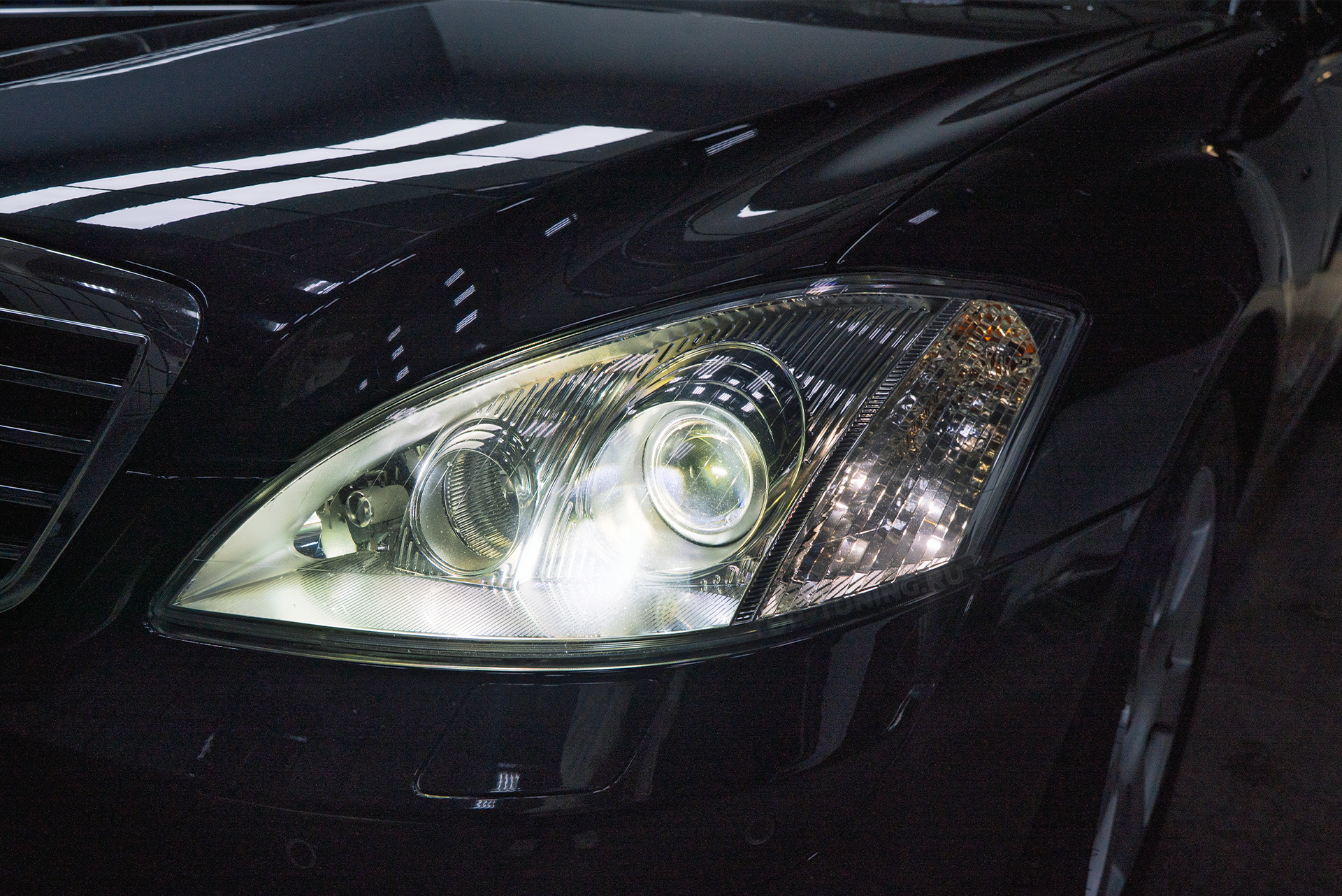 110860 Замена линз в оптике Mercedes-Benz S-class w221 &ndash; модули MaxBeam 2.0