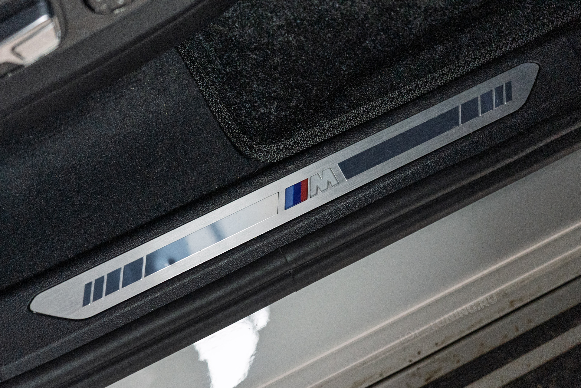 110874 Защита зоны риска + виброизоляция дверей и арок для BMW X7 G07 2022+