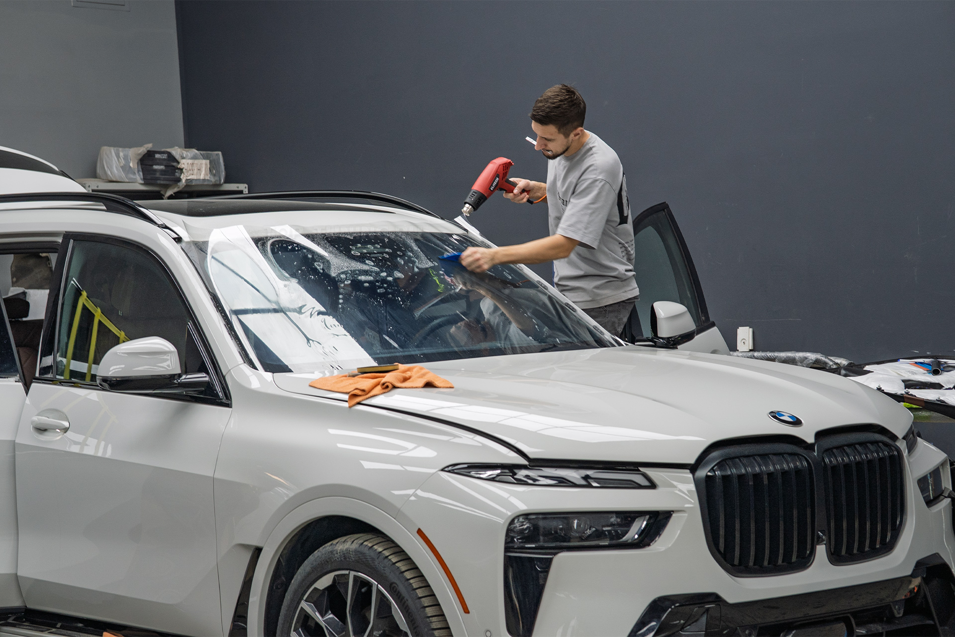 110874 Защита зоны риска + виброизоляция дверей и арок для BMW X7 G07 2022+