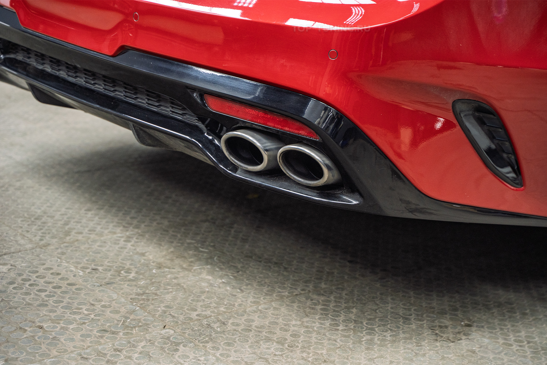 110883 Установка системы электронного выхлопа THOR 2.0 + ECHO для Kia Stniger