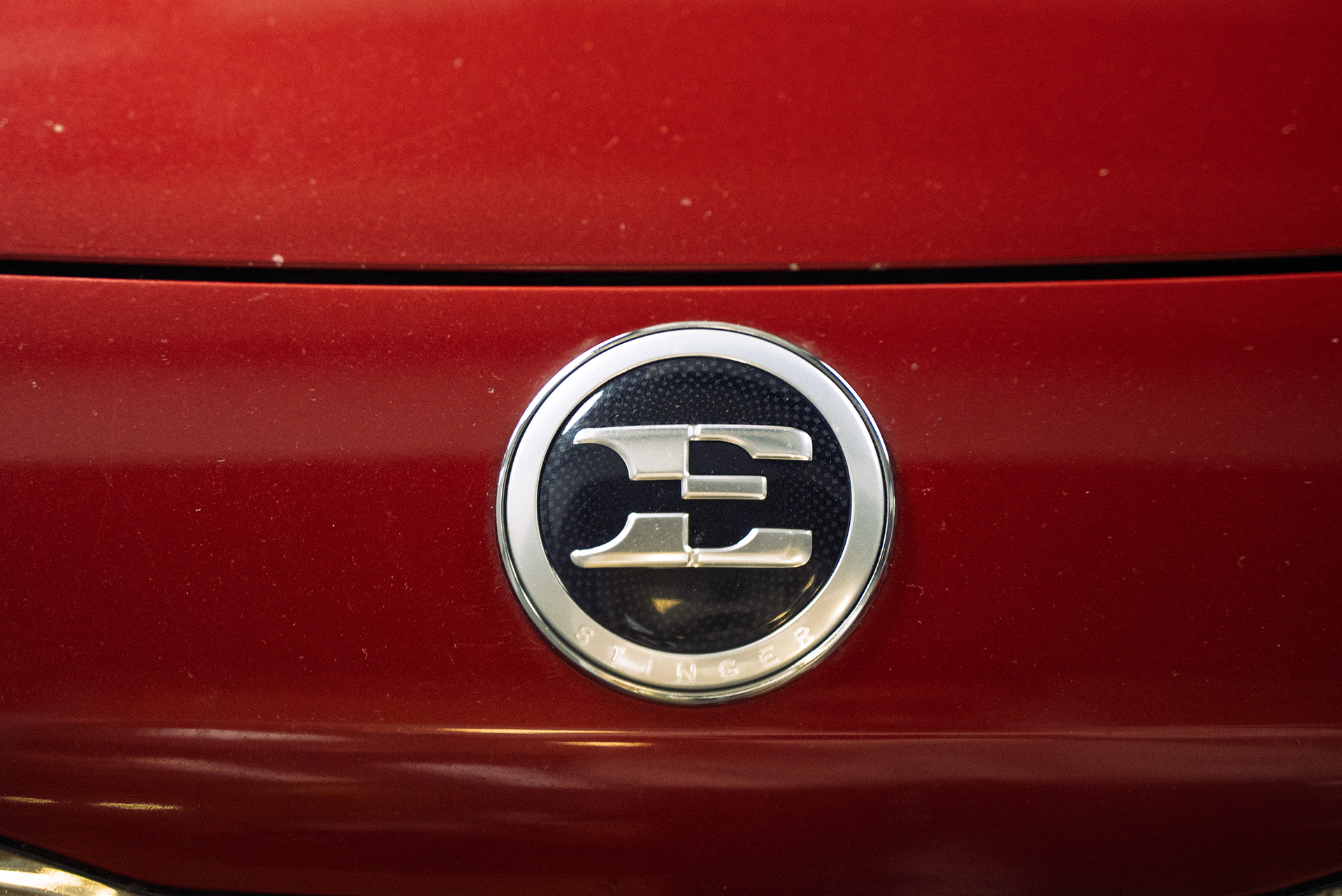 Установка системы электронного выхлопа THOR 2.0 + ECHO для Kia Stniger 