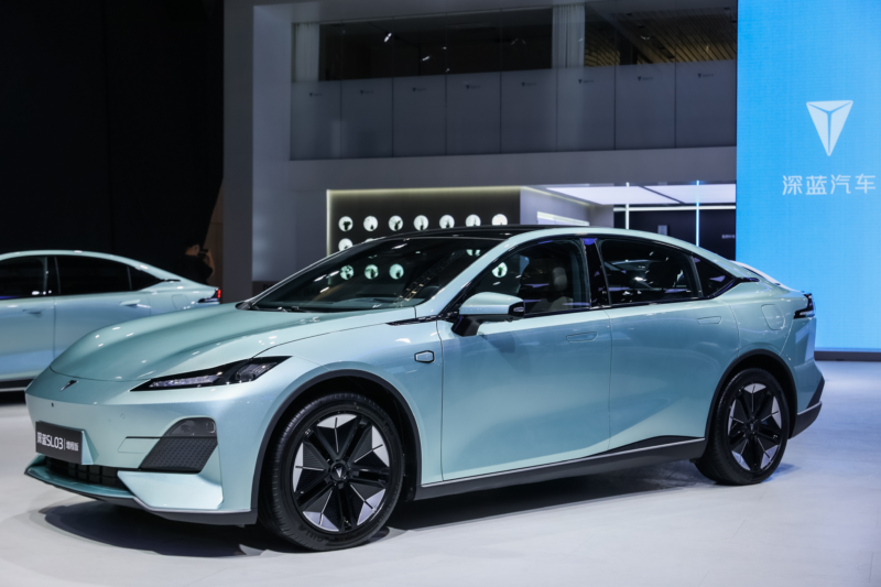 Компания Deepal, принадлежащая Changan, привлекла 69 миллиардов рублей для финансирования серии C и планирует выпустить продукты второго поколения к 2026 году