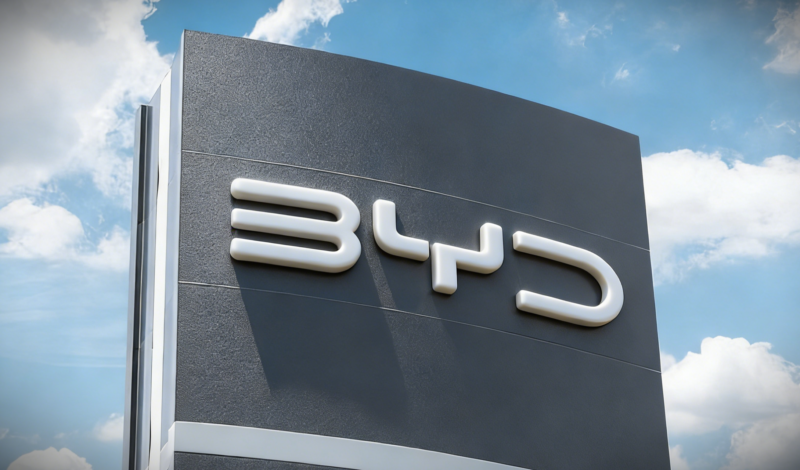 BYD выиграла иск о клевете из-за ложных заявлений в Интернете, китайский суд присудил ей 22,5 млн рублей