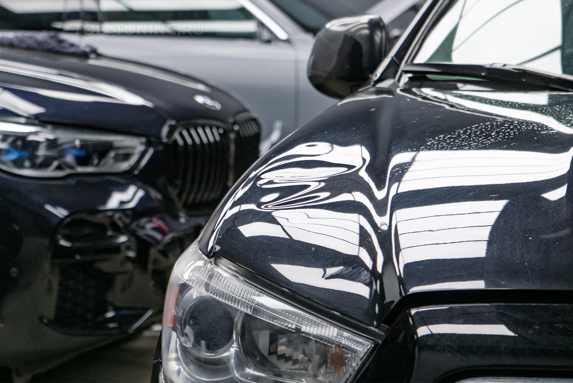 110898 Удаление вмятин PDR на кузове Mitsubishi Outlander и BMW X5 G05