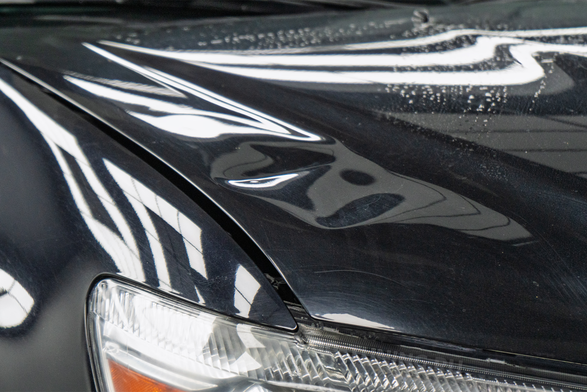 Удаление вмятин PDR на кузове Mitsubishi Outlander и BMW X5 G05