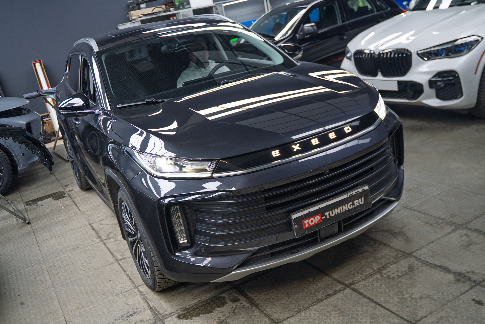 Тюнинг фар Exeed TXL рестайлинг – установка ярких линз Night Assistant 110906 Тюнинг фар Exeed TXL рестайлинг – установка ярких линз Night Assistant