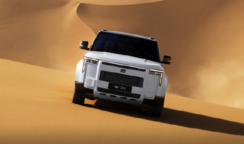 Polestones Adamas EREV для Китая продается по цене 3,9 млн рублей: запас хода 1405 км, максимальная мощность 469 л.с., угол подъема 45°