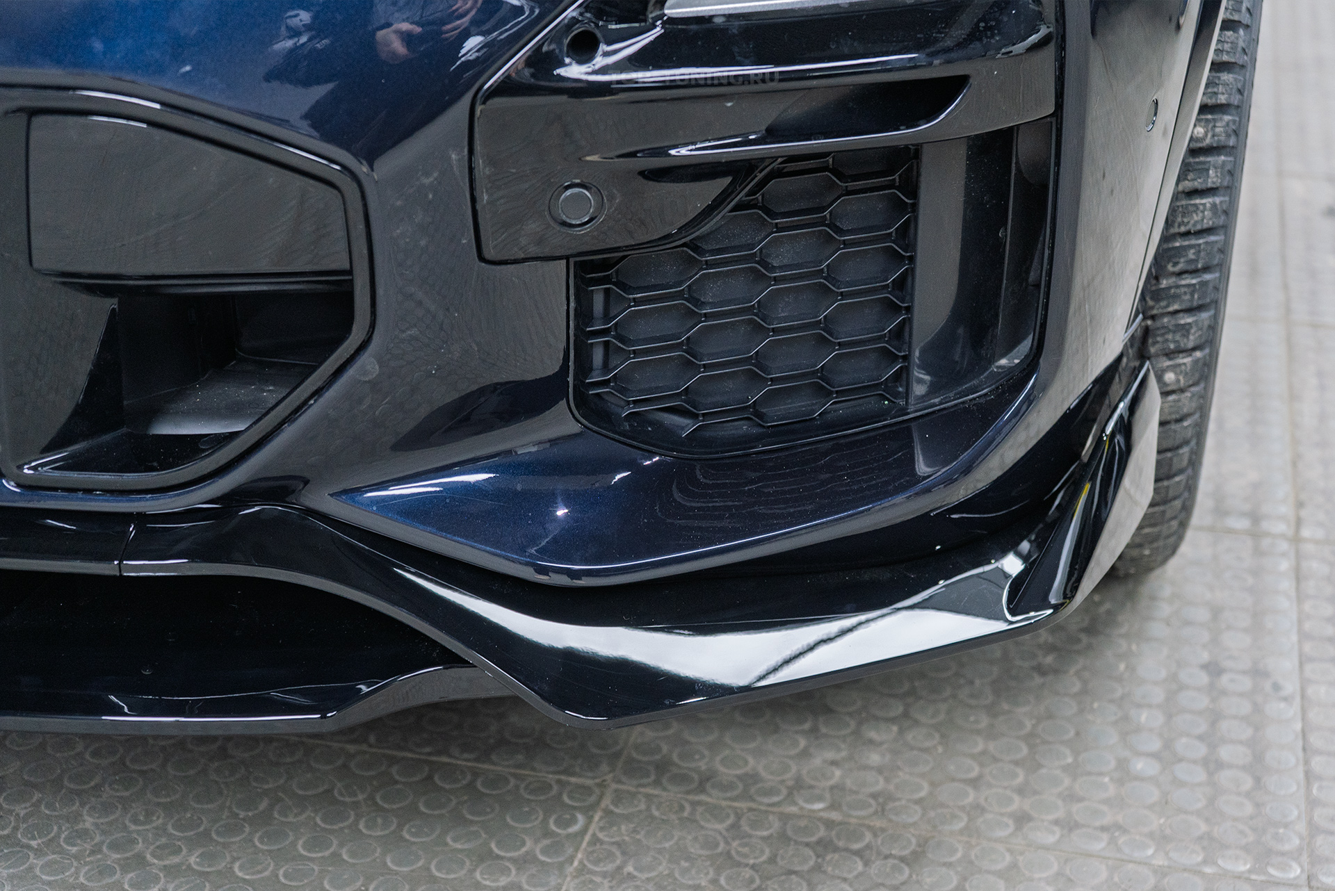 110914 Установка спортивного обвеса PRO GT II для BMW X5 G05 Установка спортивного обвеса PRO GT II для BMW X5 G05