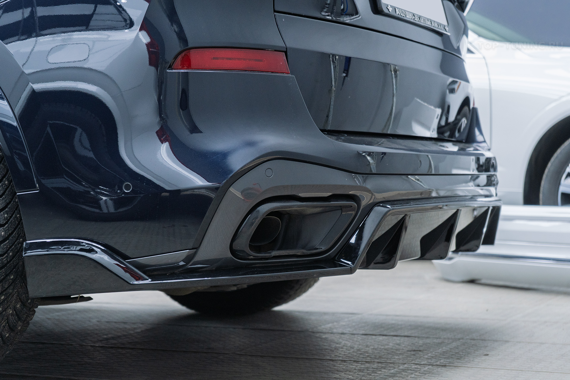 110914 Установка спортивного обвеса PRO GT II для BMW X5 G05 Установка спортивного обвеса PRO GT II для BMW X5 G05