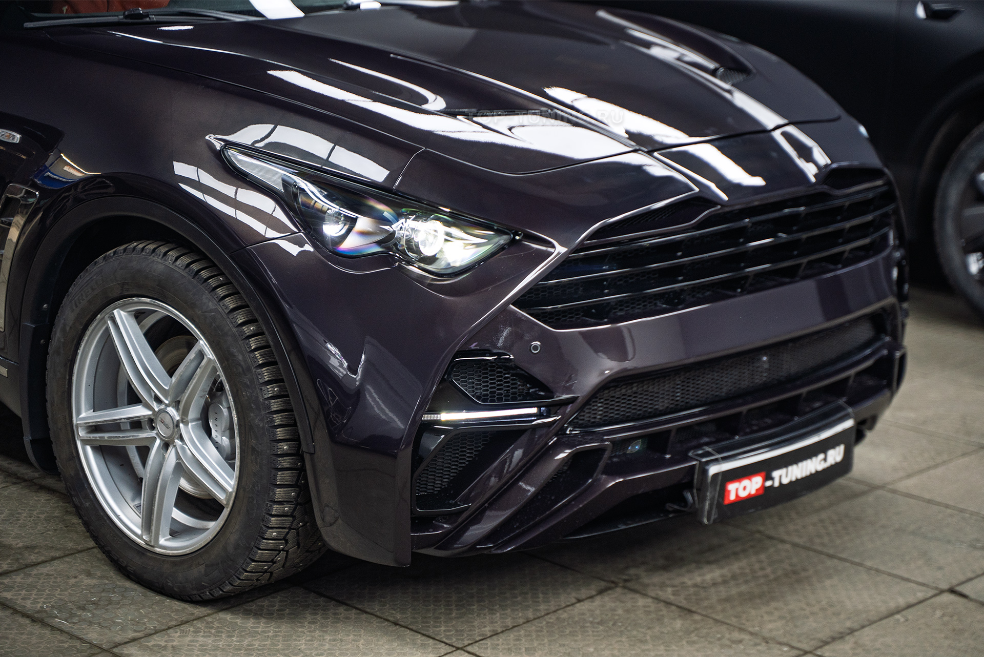 110938 Тюнинг обвеса + установка светодиодной оптики для Infiniti QX70