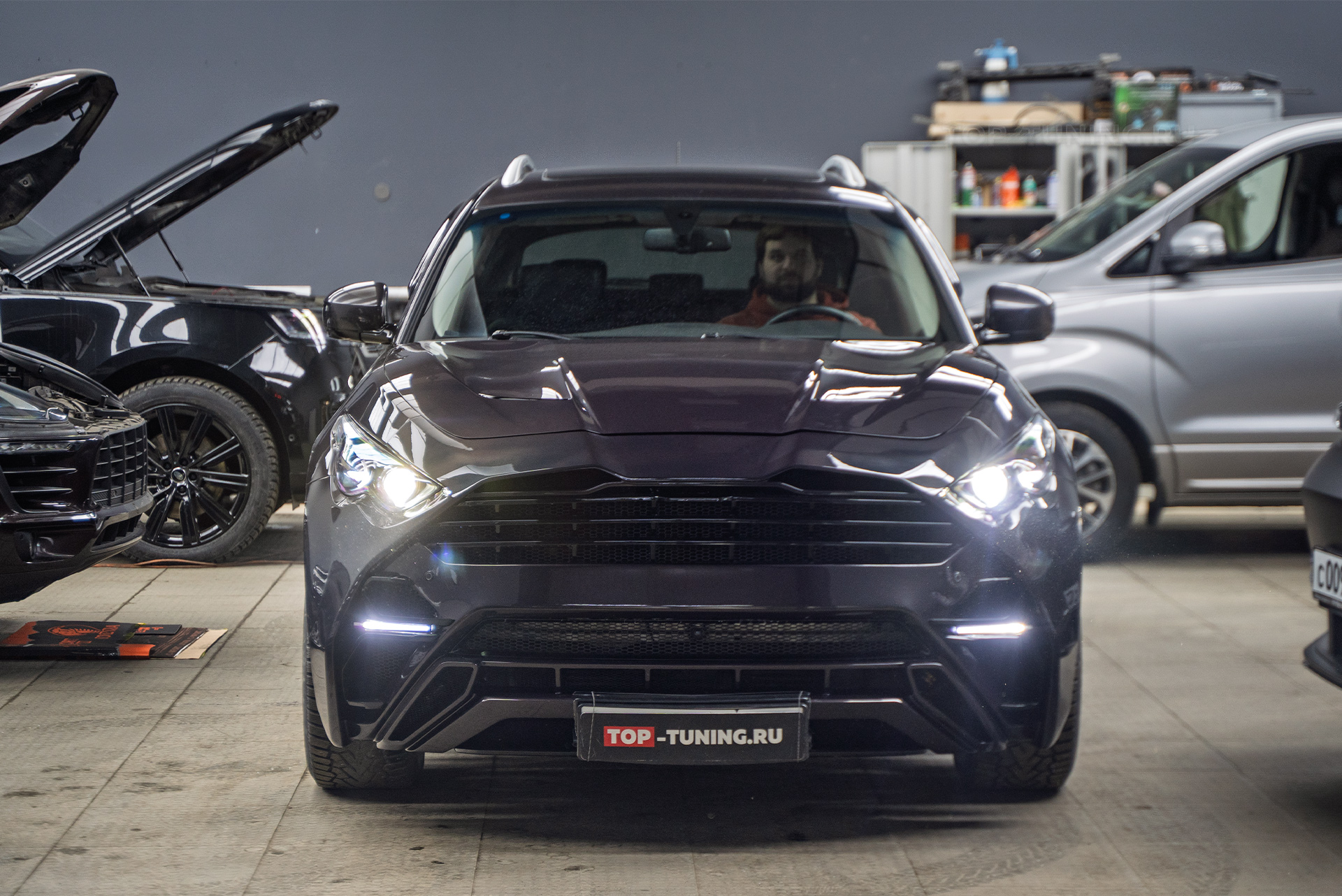 Тюнинг обвеса + установка светодиодной оптики для Infiniti QX70