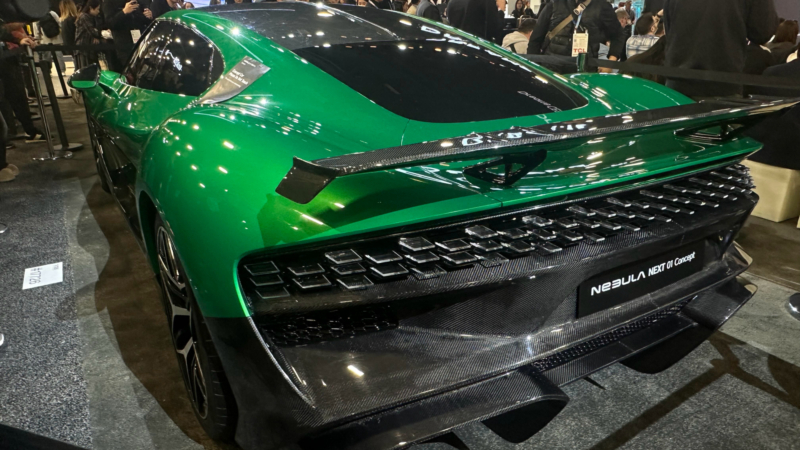 Хотя Nebula Next 01 пока остаётся концепт-каром и далёк от массового производства, компания Dreame планирует запустить серийное производство новых энергетических автомобилей в 2027 году. Вероятно, модели серии Kosmera будут использовать ключевые техн