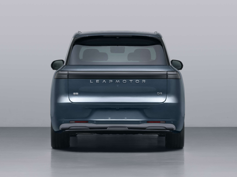Флагманский внедорожник Leapmotor D19 с самым большим аккумулятором EREV и архитектурой EV на 1000 В будет представлен в апреле