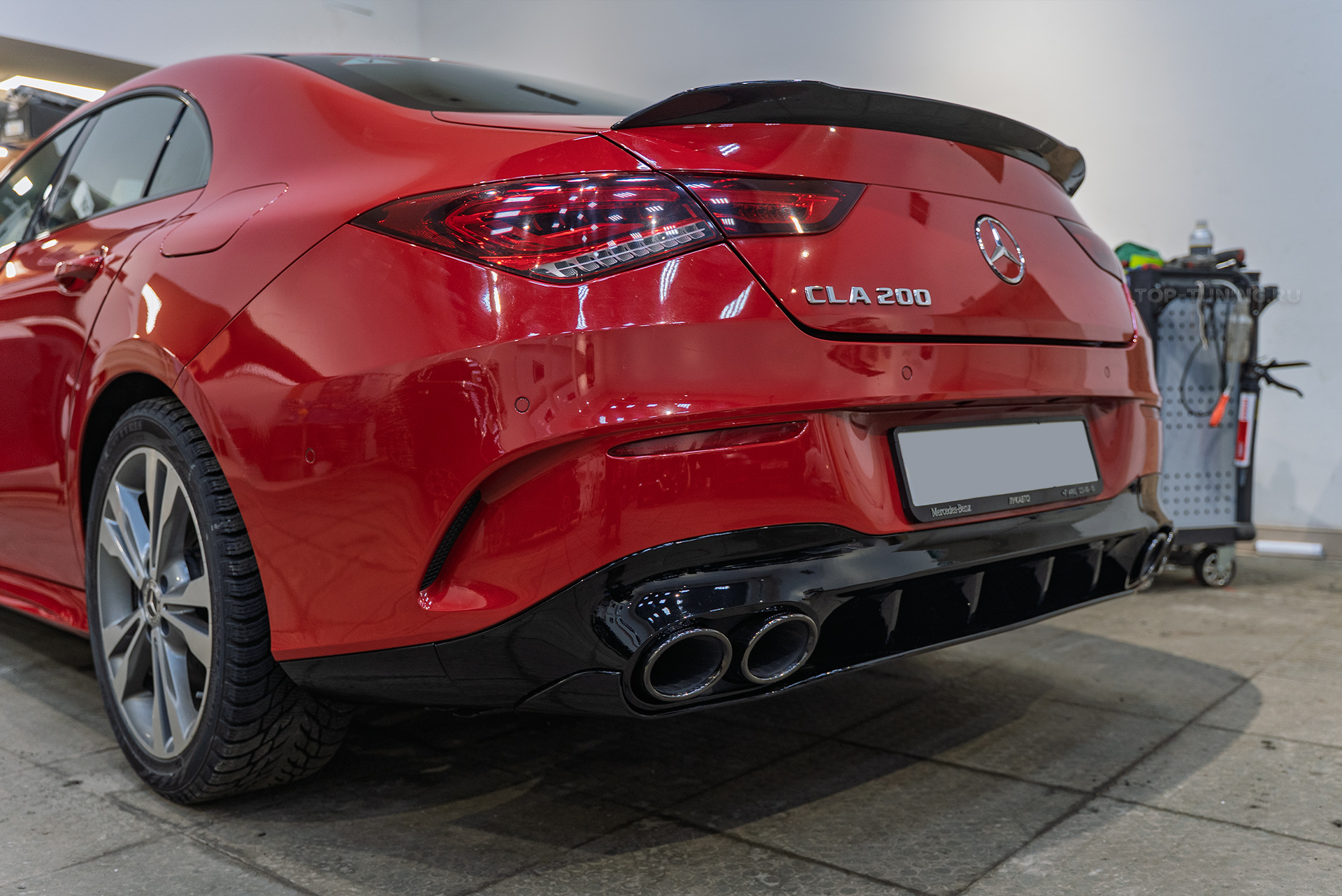 110976 Тюнинг Mercedes-Benz CLA C118 &ndash; монтаж диффузора + лип-спойлера