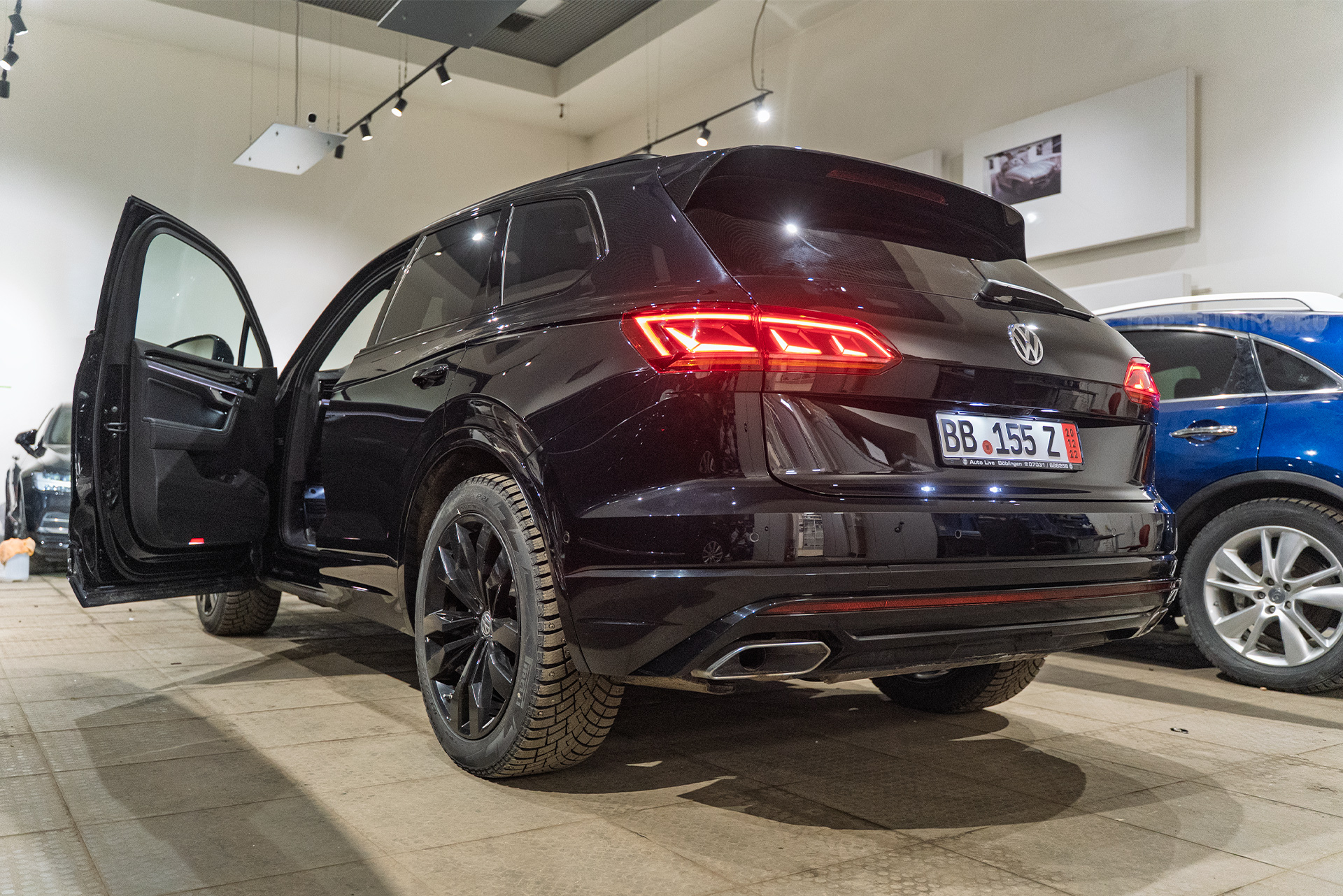 Защита всего кузова + доводчики в двери Volkswagen Touareg III из Германии