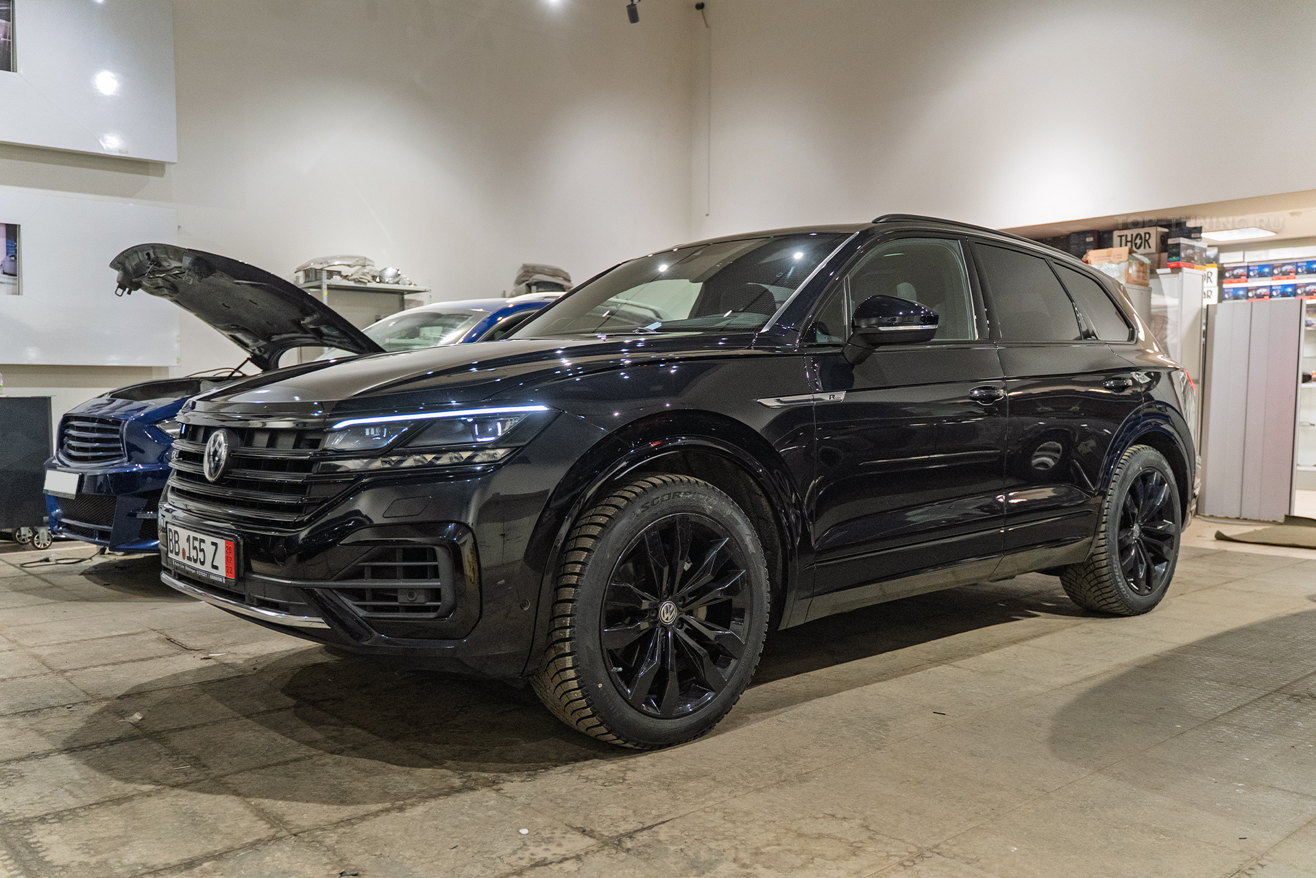 110978 Защита всего кузова + доводчики в двери Volkswagen Touareg III из Германии