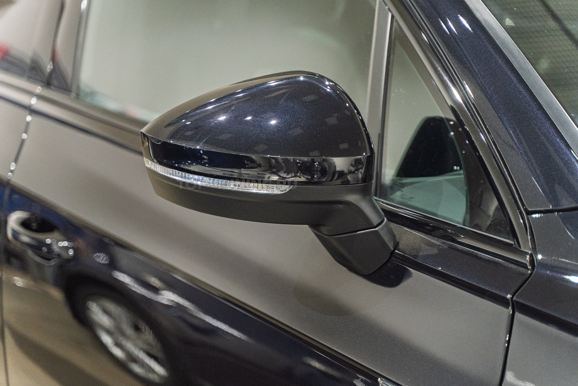 Защита всего кузова + доводчики в двери Volkswagen Touareg III из Германии