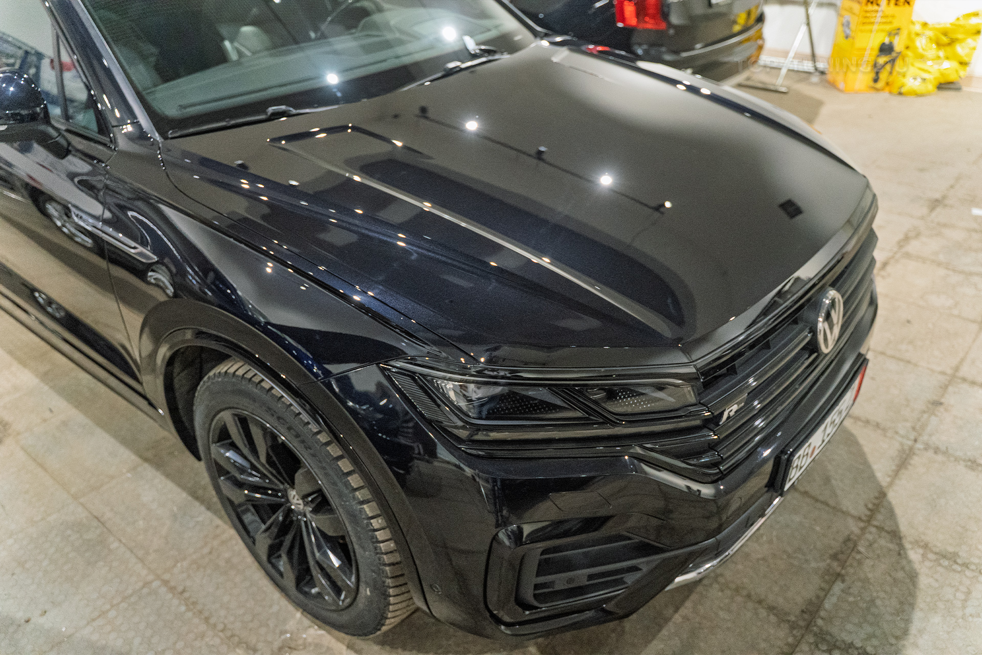 110978 Защита всего кузова + доводчики в двери Volkswagen Touareg III из Германии