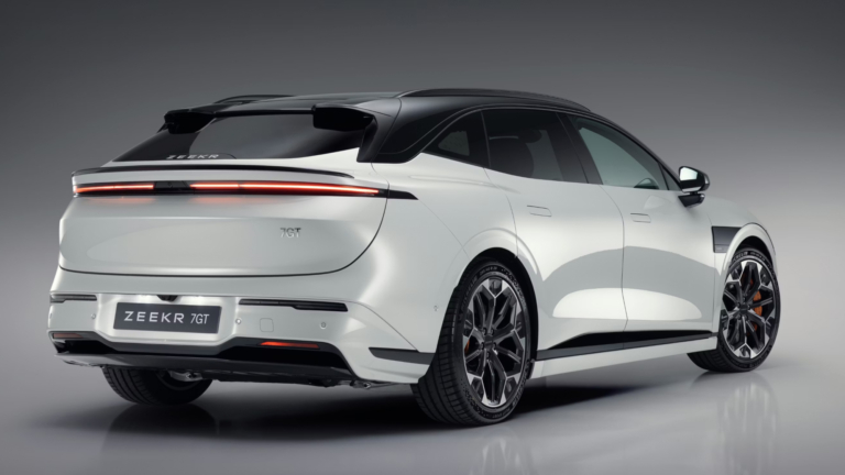 В этом году мероприятие представило не только уже знакомые европейским покупателям модели (например, Firefly от Nio, BYD Atto 2 DM-i и Omoda 9), но и два новых китайских электромобиля, ориентированных на европейский рынок: электрический универсал Zee