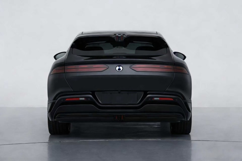 Мощность трехмоторного двигателя Denza Z9 GT от BYD увеличилась на 188 л.с. до 1140 л.с.