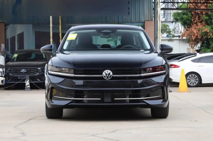 В Китае показали параметры седана Volkswagen Magotan PHEV мощностью 321 л.с. и аккумулятором емкостью 22 кВт*ч