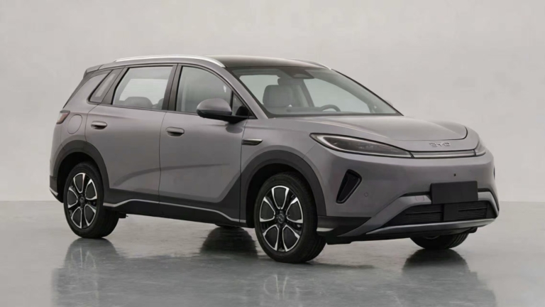 BYD Sealion 05 PHEV с аккумулятором емкостью 26,6 кВт*ч, запасом хода на электротяге 155 км и увеличенной колесной базой