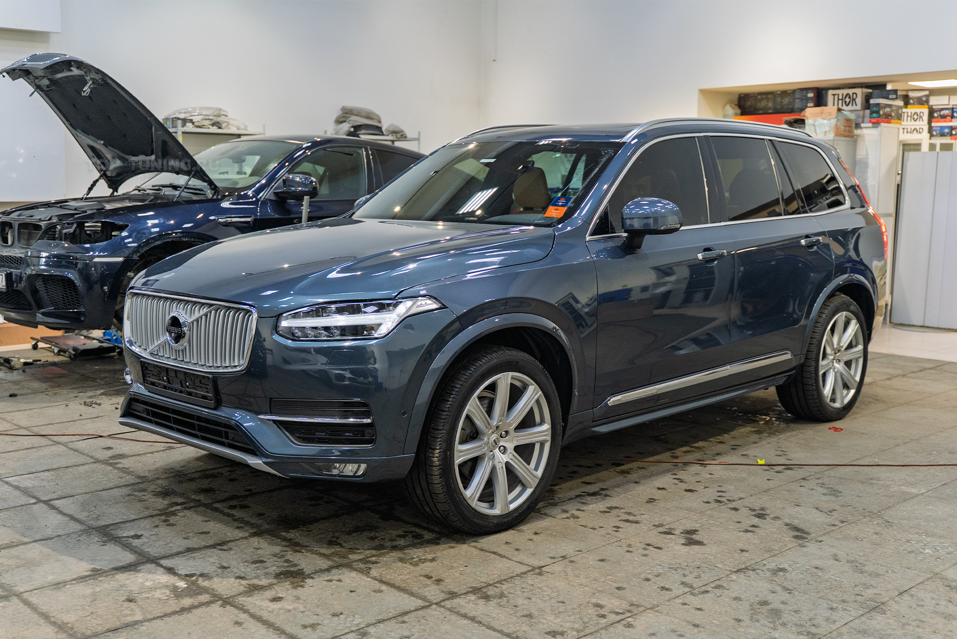 Переделка задних фонарей &ndash; желтый поворотник для американского Volvo XC90 II 