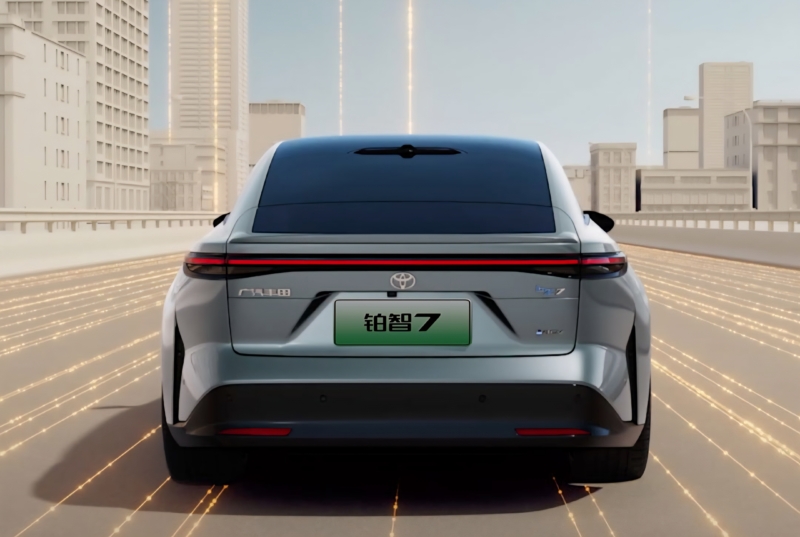 GAC Toyota bZ7 &mdash; одна из первых в отрасли моделей, интегрированных в интеллектуальную экосистему Xiaomi. Автомобиль оснащён рядом передовых технологий: