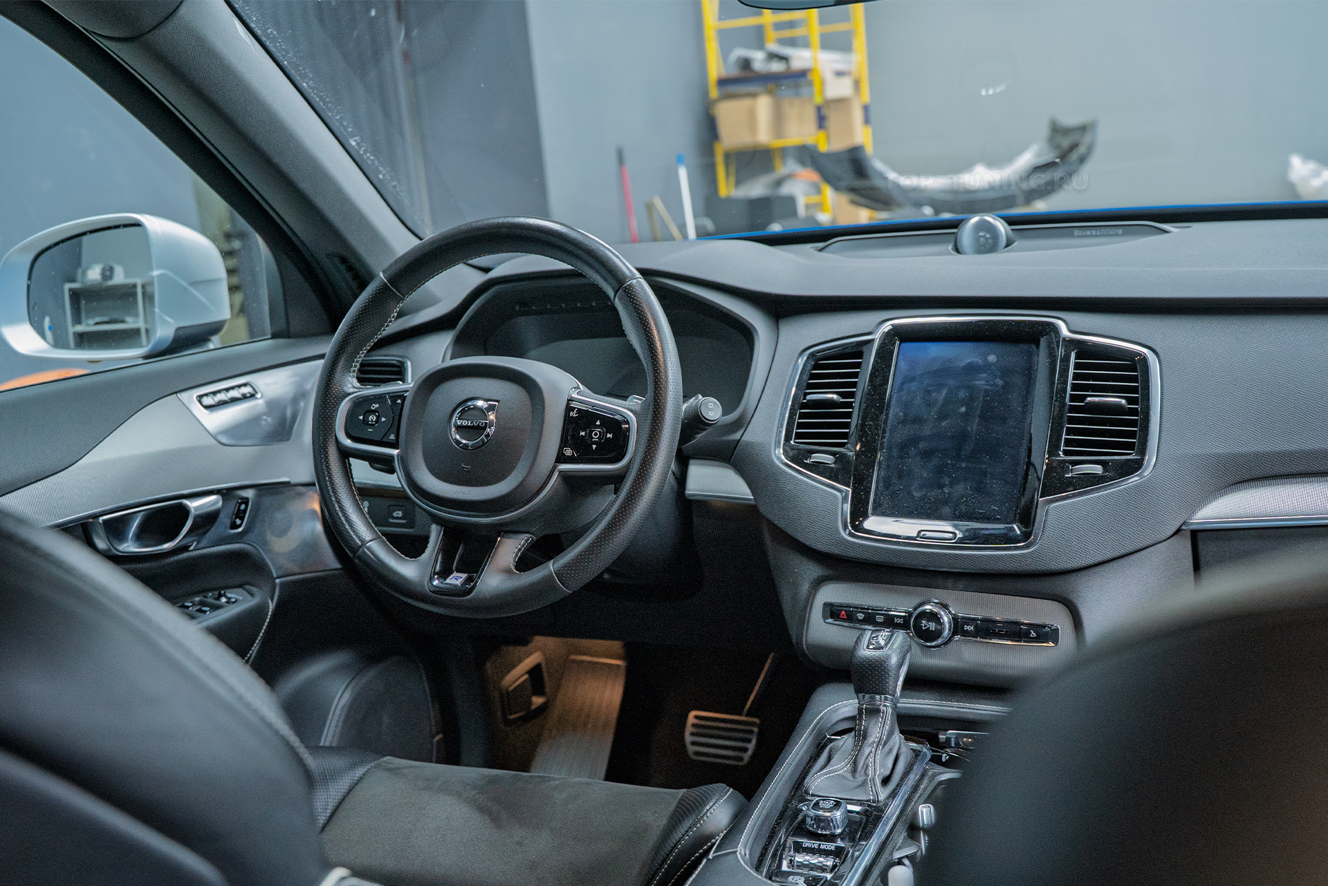 111046 Круговой обзор 360° последнего поколения в салон Volvo XC90 II Круговой обзор 360° в салон Volvo XC90 II