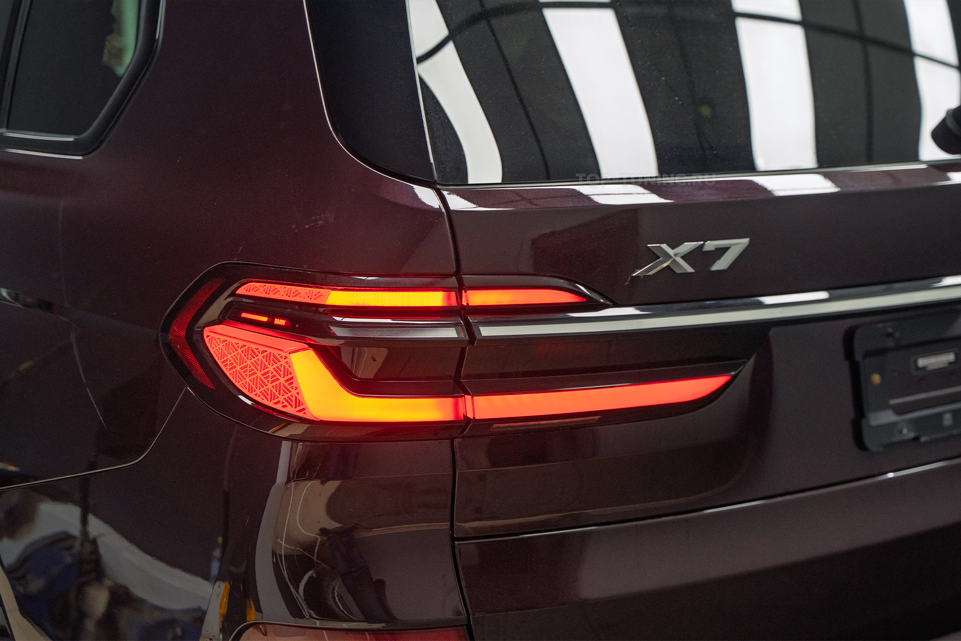 Переделка задних фонарей нового BMW X7 G07 из США под европейский поворотник