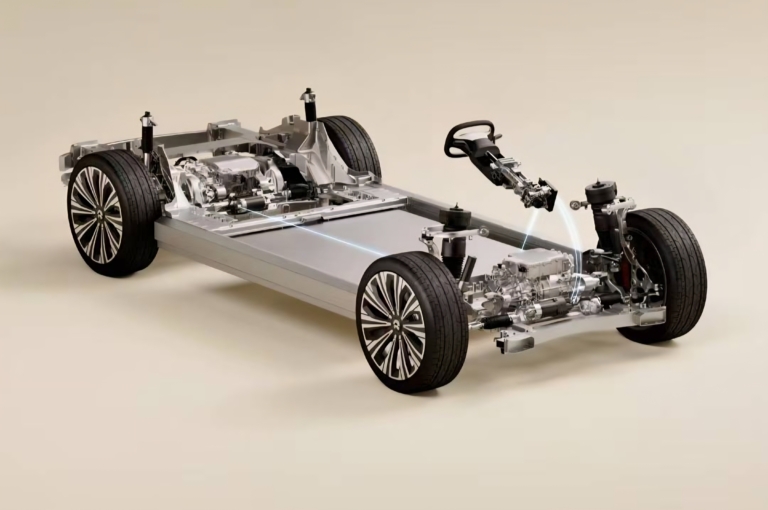 С 1 июля в Китае вводятся требования к системам автоматического рулевого управления автомобилями