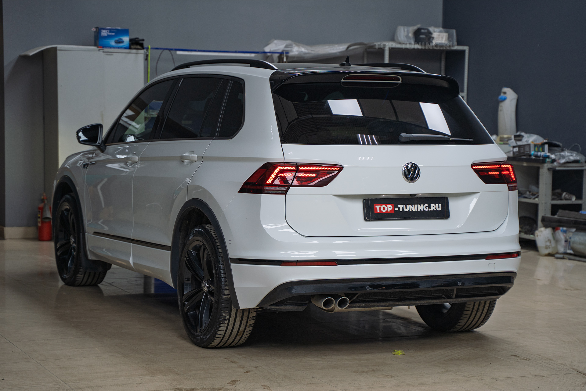 111078 Динамическая LED-подсветка салона Volkswagen Tiguan II Динамическая LED-подсветка салона Volkswagen Tiguan II