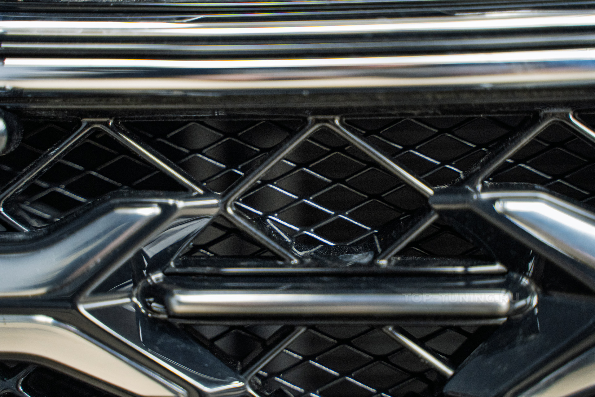 111104 Защитные сетки-фильтры в бампер и радиатор Volkswagen Tayron X Защитные сетки-фильтры в бампер и радиатор Volkswagen Tayron X