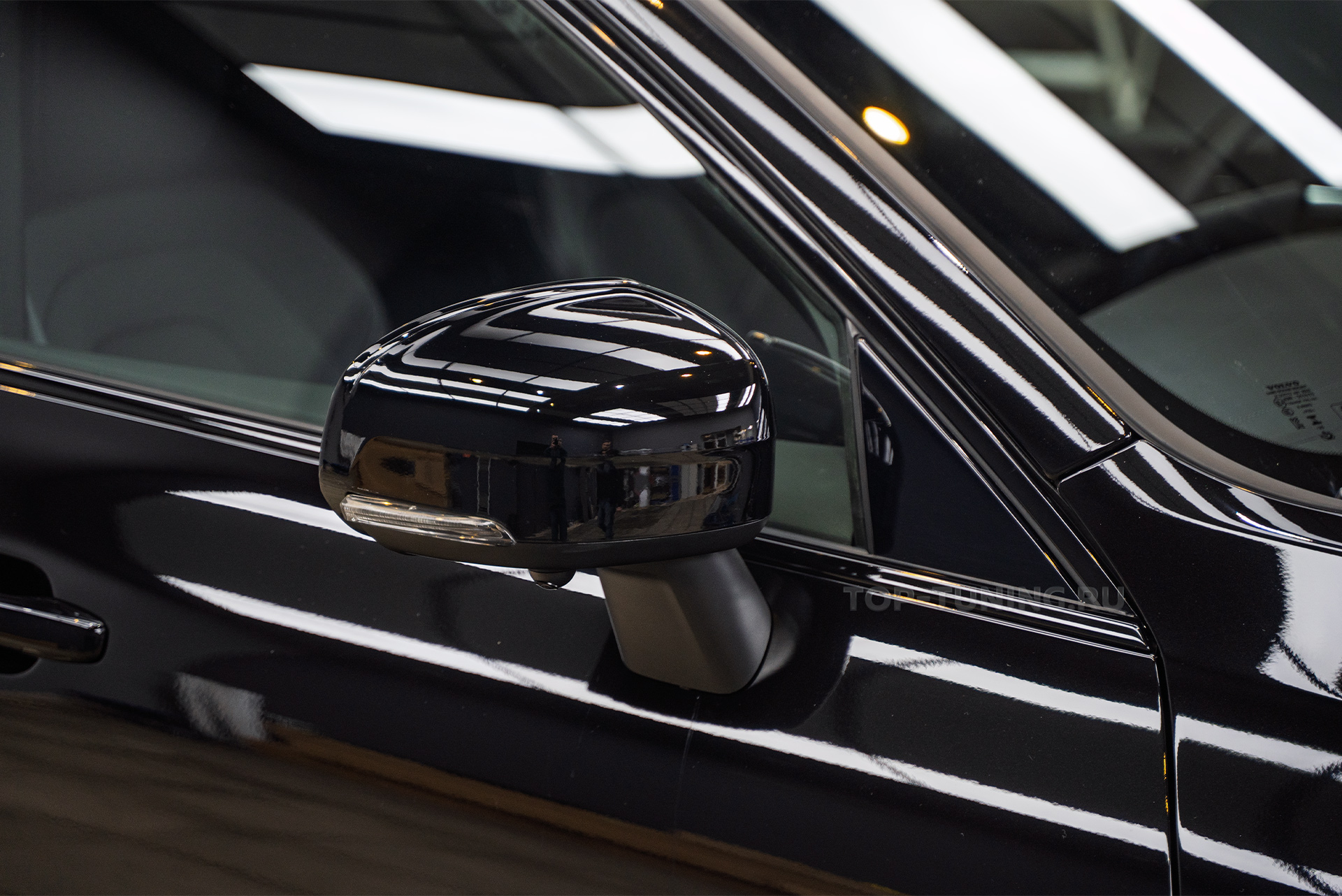 Оклейка кузова нового Volvo XC60 против сколов и царапин + установка доводчиков 111112 Оклейка кузова нового Volvo XC60 против сколов и царапин + установка доводчиков