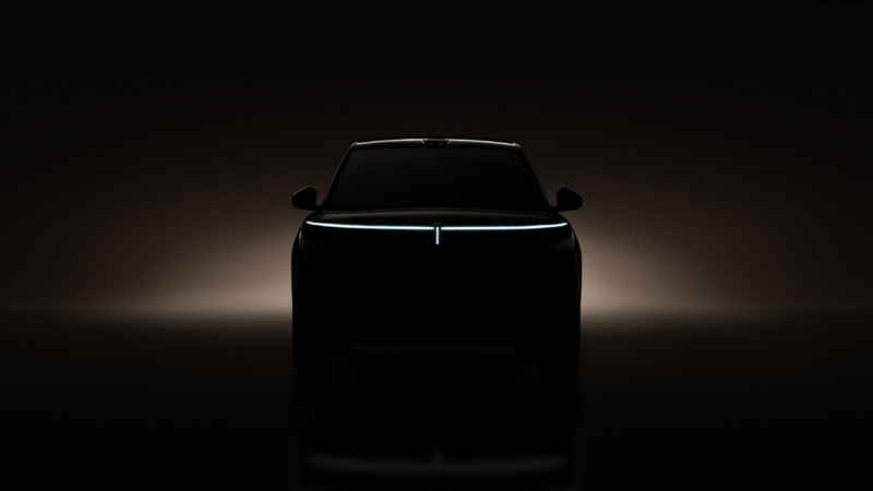 Автомобиль скоро выйдет на рынок: его запас хода на электротяге составит 400 км. V9X станет первым автомобилем, созданным на базе модульной архитектуры GWM One, как сообщает CarNewChina.