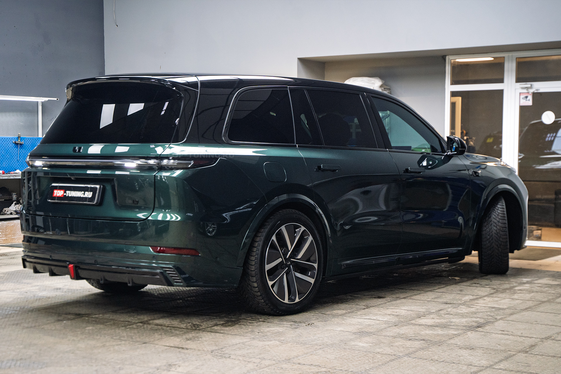 111142 Установка электронного выхлопа THOR Storm для Lixiang L9