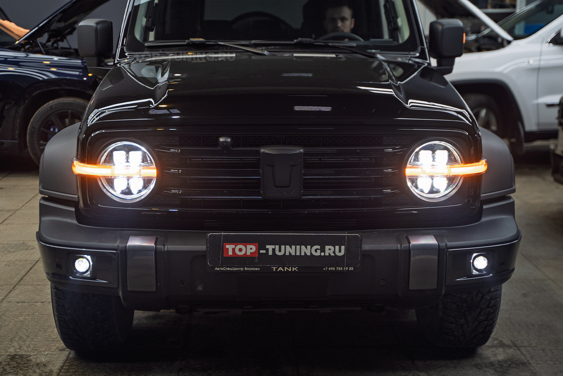 111151 Замена линз в оптике Tank 300 &ndash; яркий ближний и дальний свет с WideBeam MINI