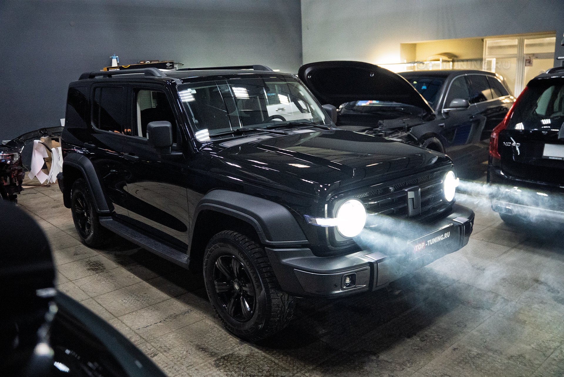 Замена линз в оптике Tank 300 &ndash; яркий ближний и дальний свет с WideBeam MINI