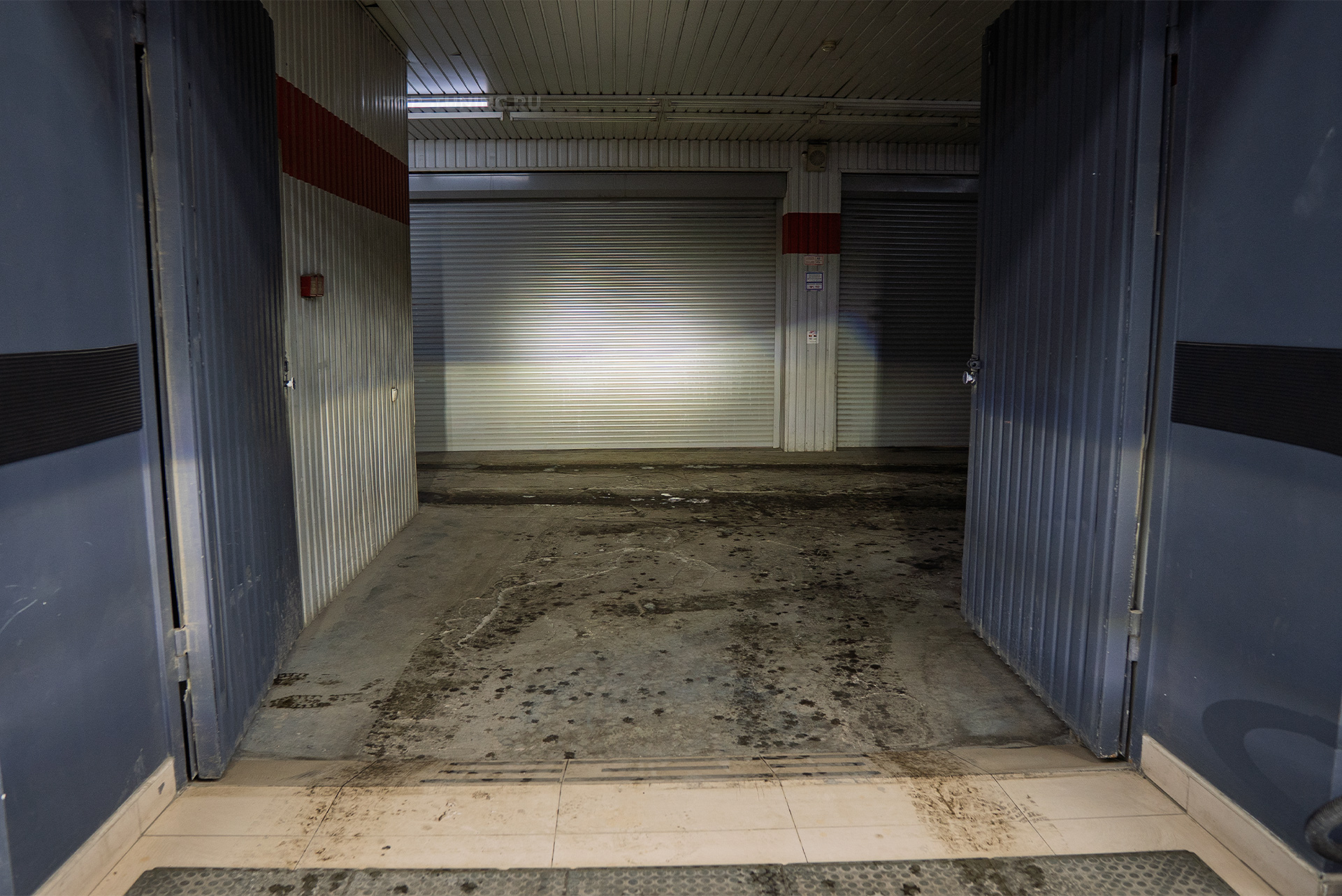 111151 Замена линз в оптике Tank 300 &ndash; яркий ближний и дальний свет с WideBeam MINI