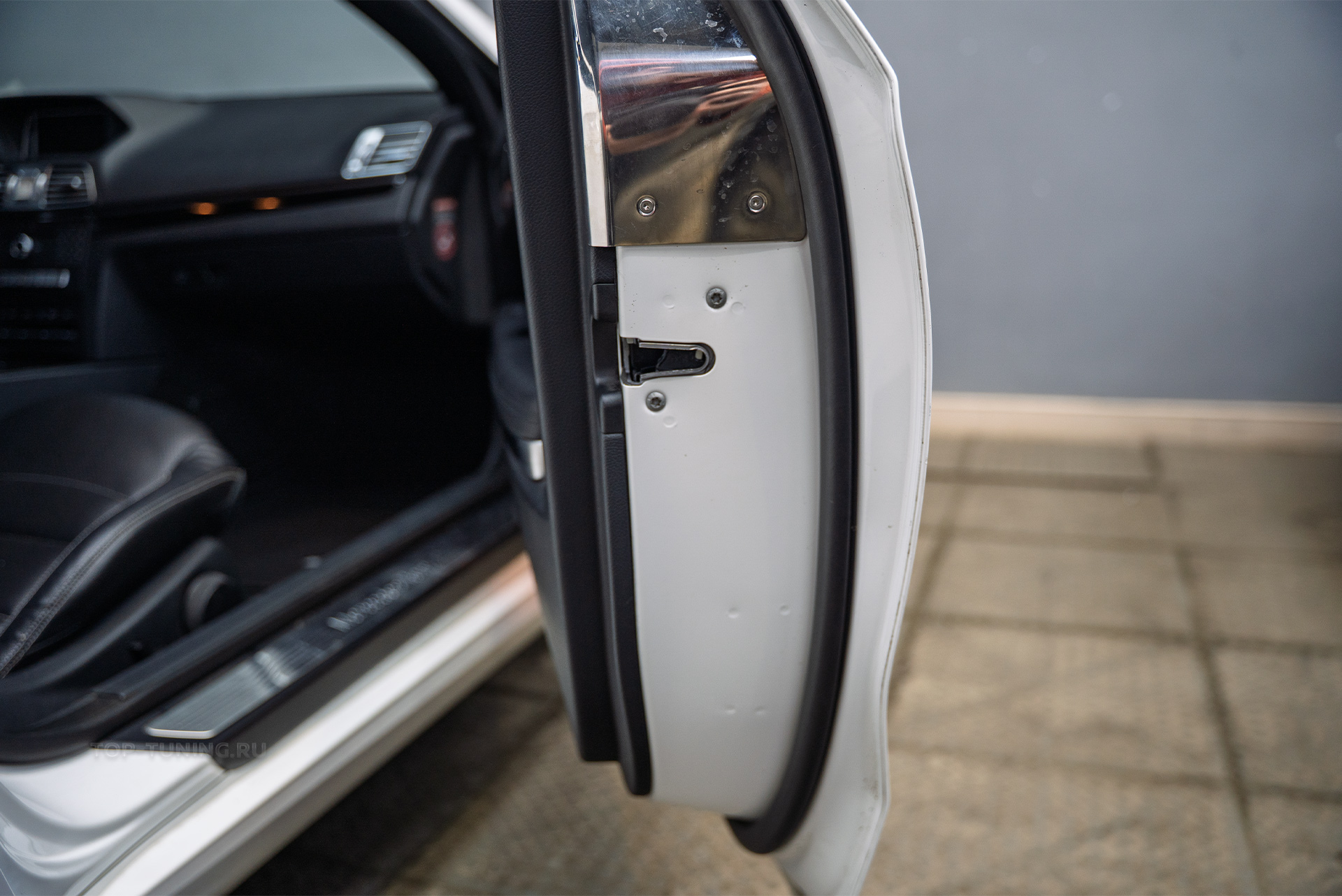 111155 Электронные доводчики в двери Mercedes-Benz E-class W212 рестайлинг