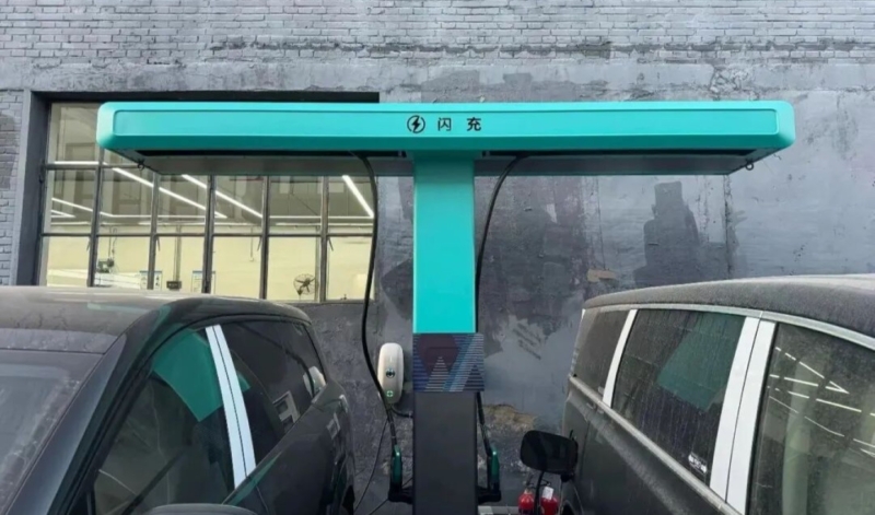 В китайских социальных сетях и на автомобильных форумах появилась информация о том, что грядущая система зарядки от производителя электромобилей BYD может обладать существенно более высокой выходной мощностью по сравнению с существующими решениями